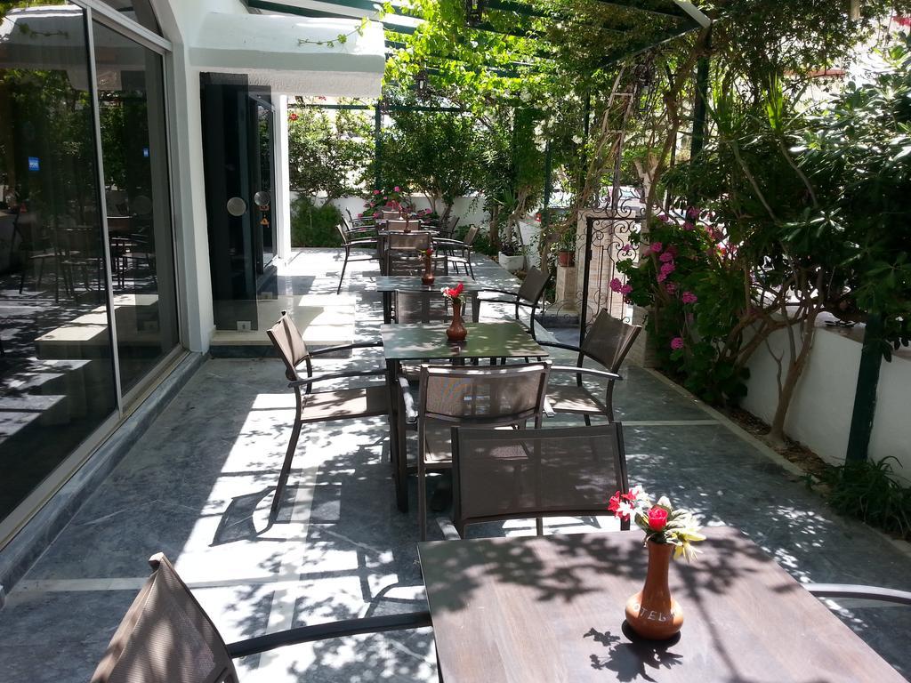 Karis Hotel 코스 타운 외부 사진